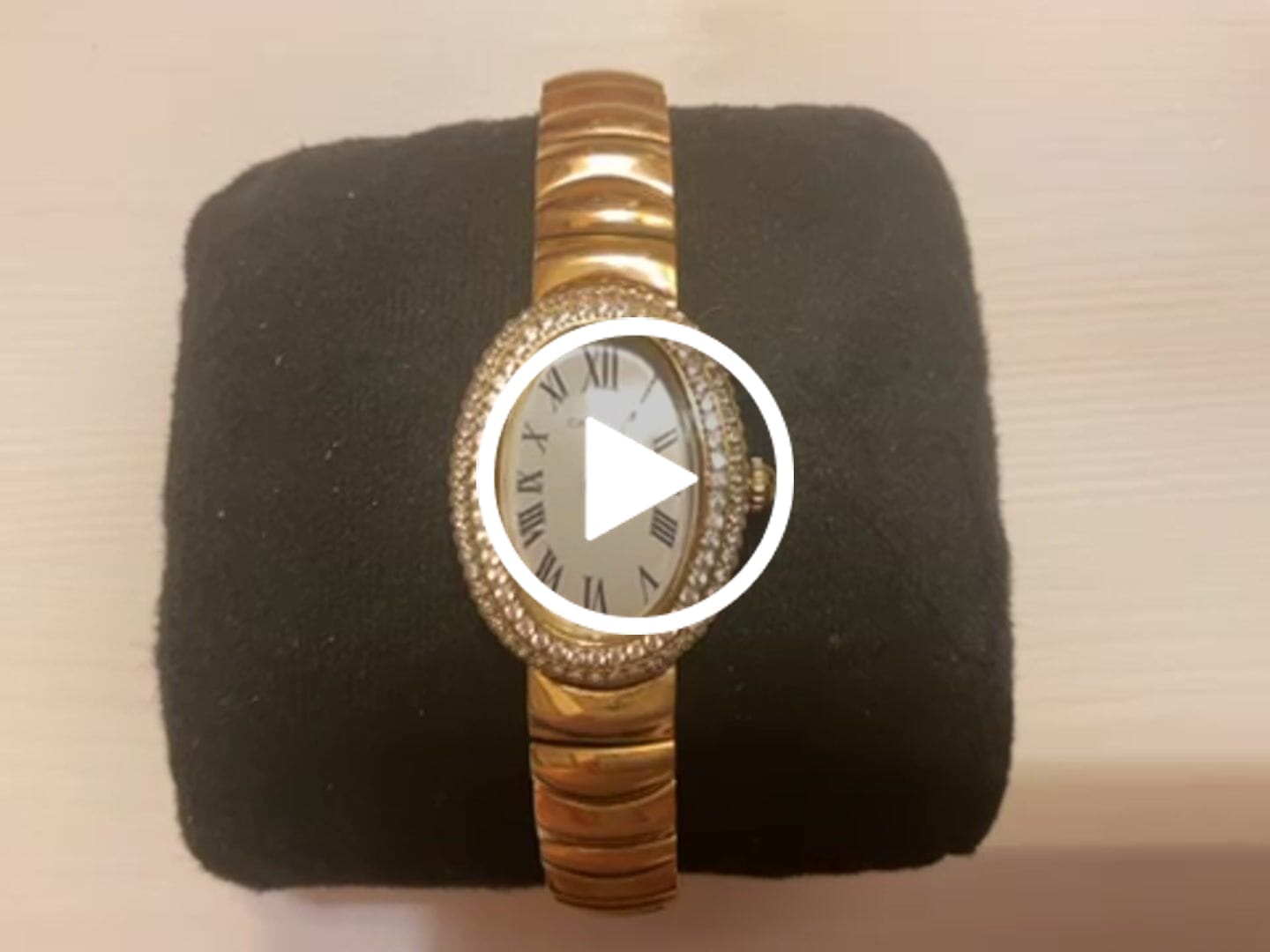 Customer video review of Baignoire Gold White Dial Diamond Bezel