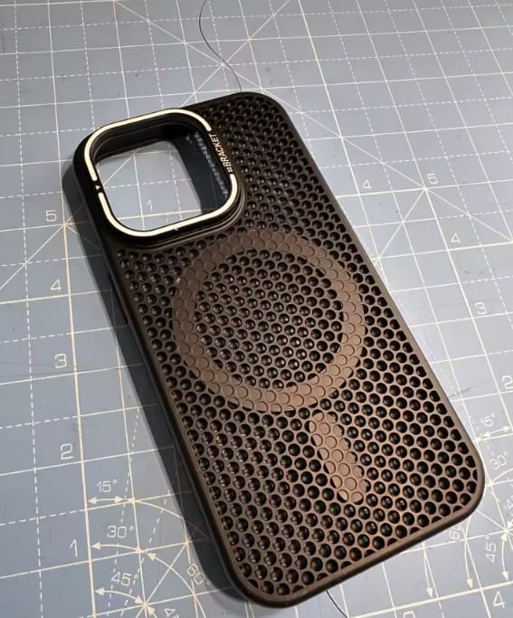 Customer photo review of AEROMAG™ - Coque MagSafe refroidissante