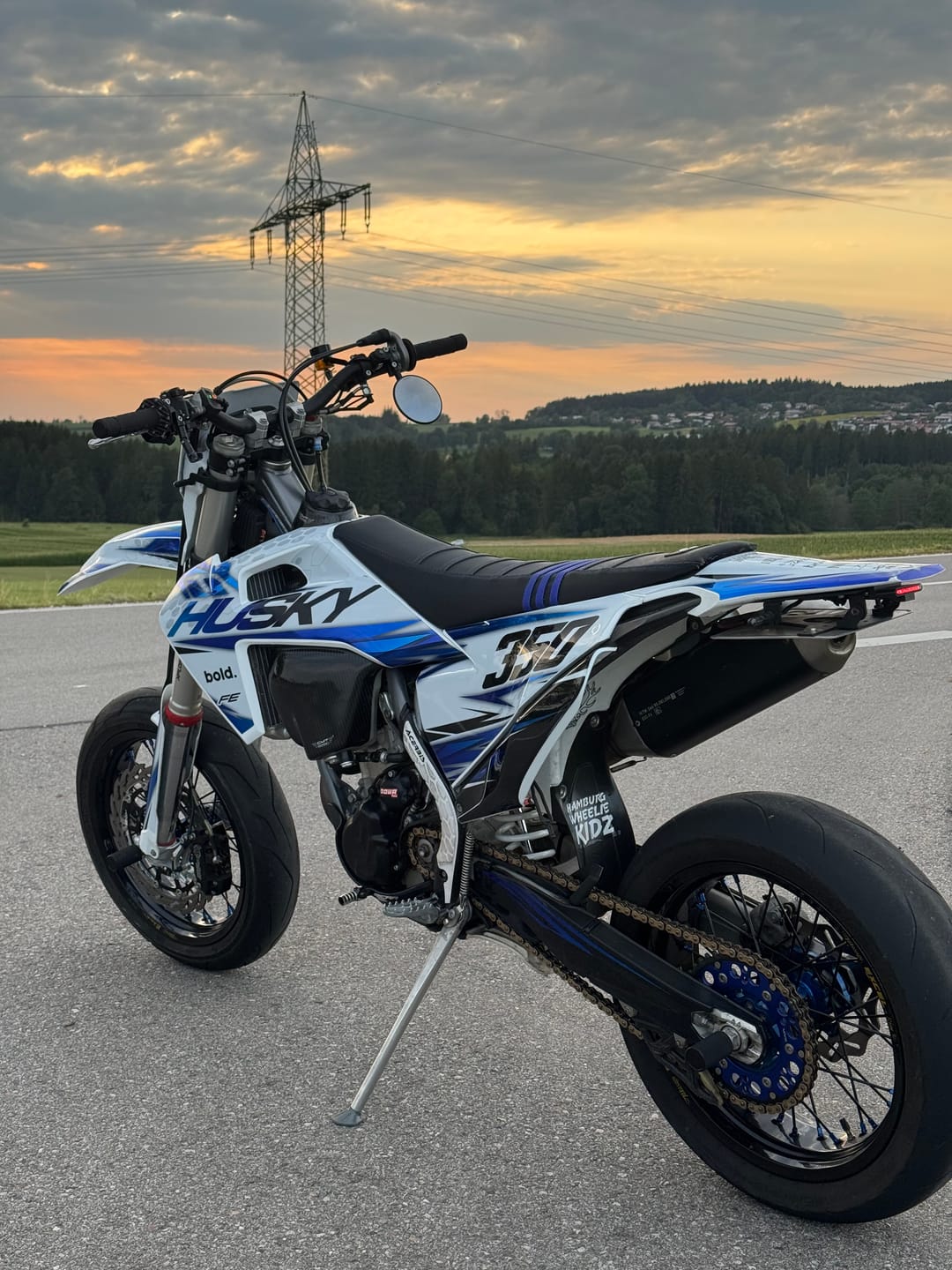 Customer photo review of Full Custom Graphics Kit (The Full Experience)
