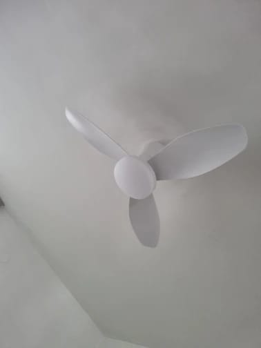 Customer photo review of Three-Blade Ceiling Fan with Dimmable Light and Remote