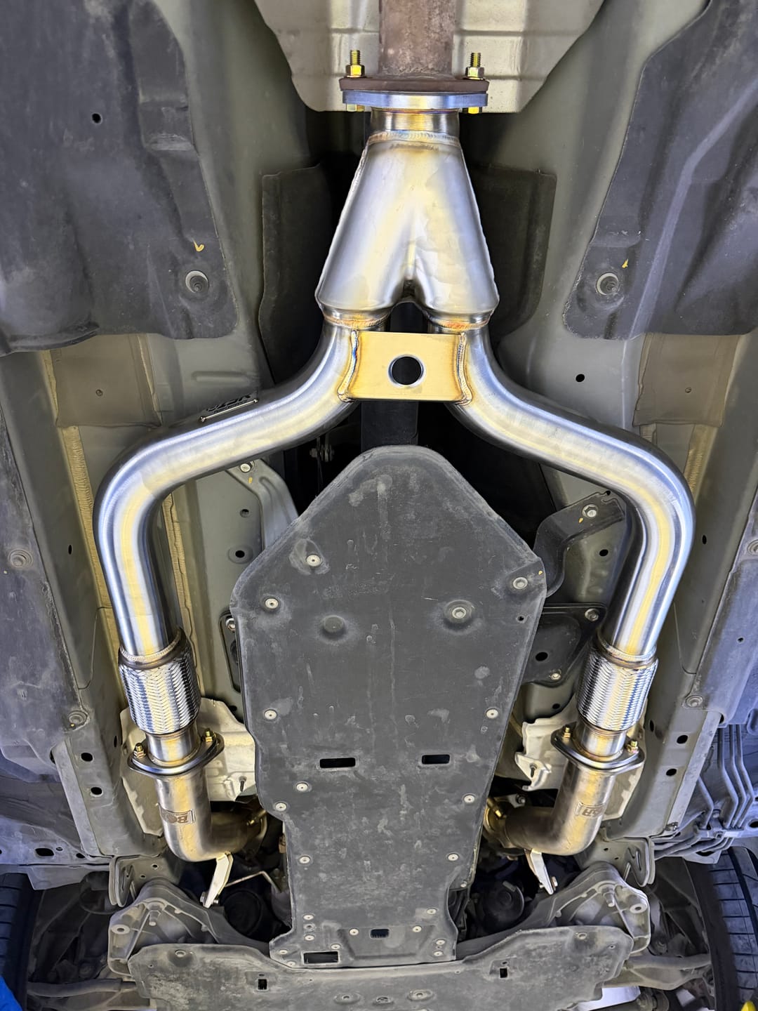Customer photo review of ISR Performance Exhaust Y-Pipe - Infiniti Q50 / Q60 RWD 3.0T IS-Q5060-Y