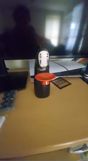 Customer photo review of Wander Spirit™ – Alcancía Sin Rostro
