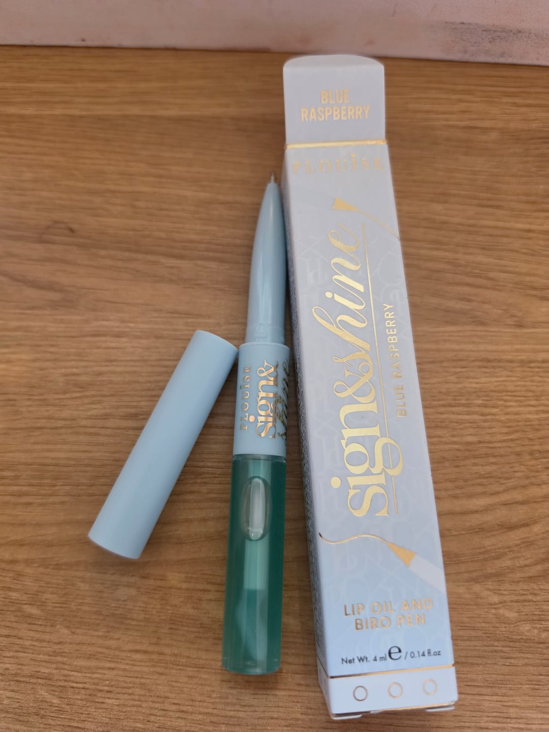 Customer photo review of Back to Business Sign And Shine Lip Oil Pen - PRE-ORDER