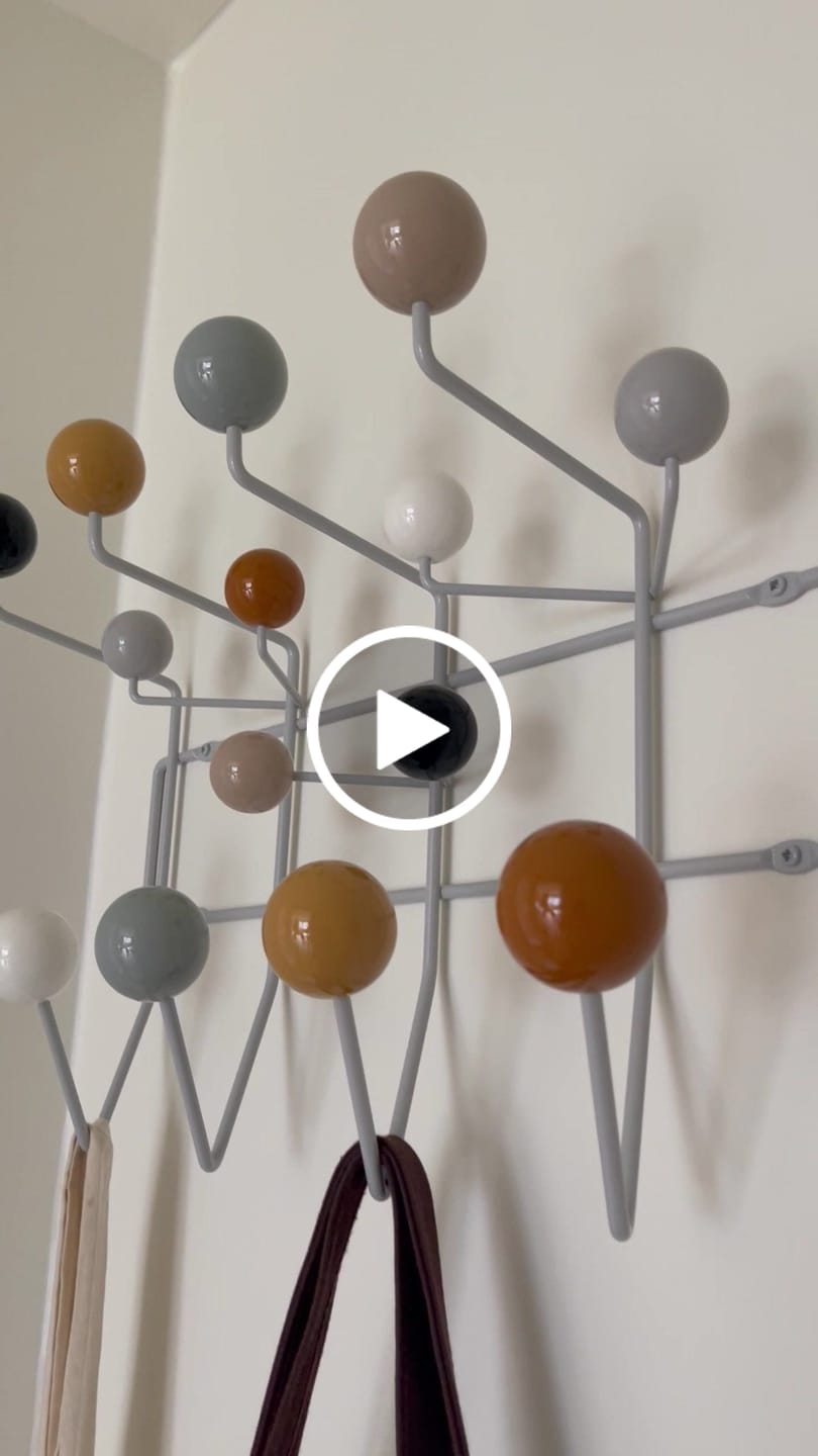 Customer video review of Vitra Hang It All