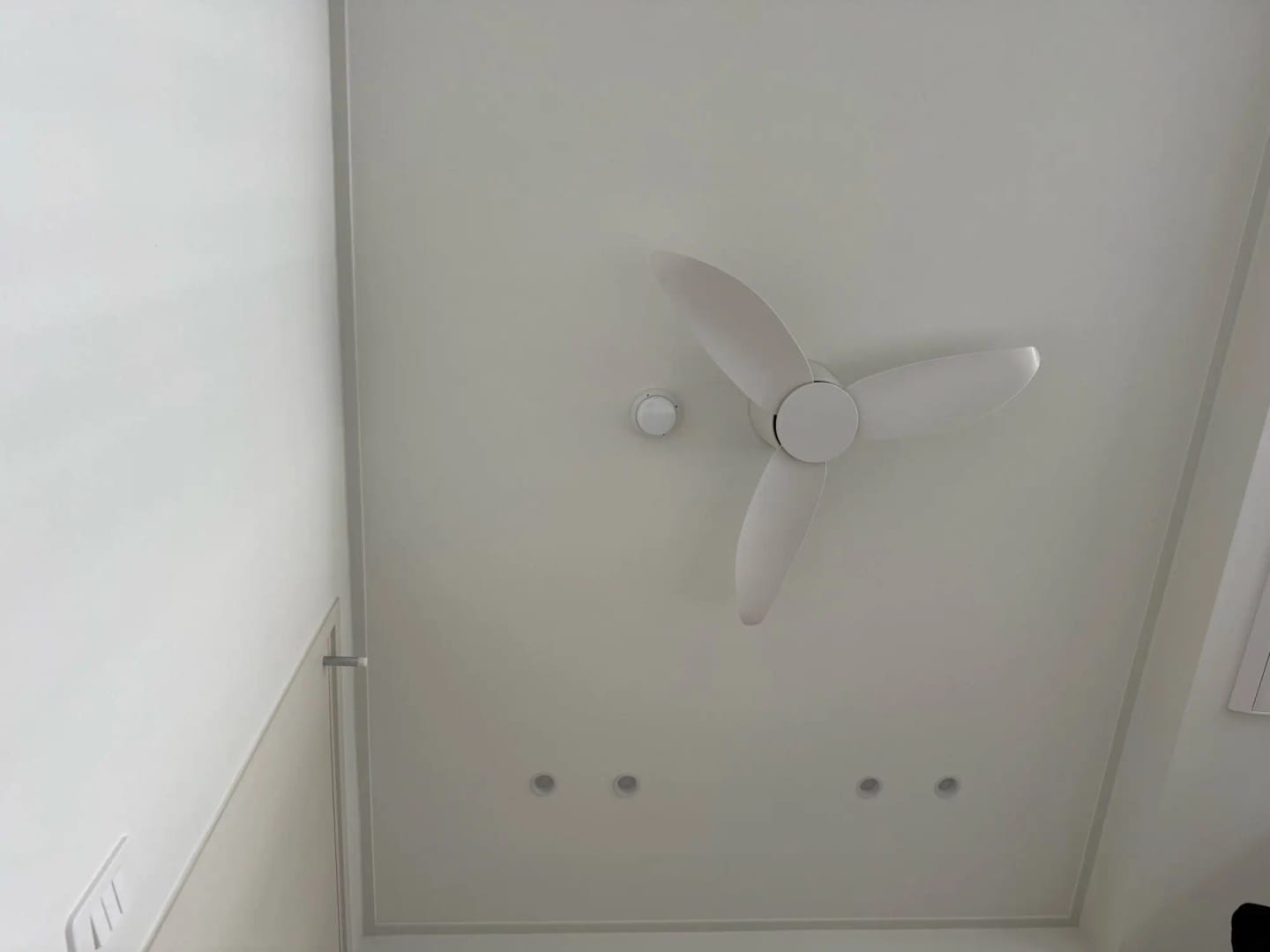 Customer photo review of 36/44/52-Inch Low-Profile Ceiling Fan with Remote Control