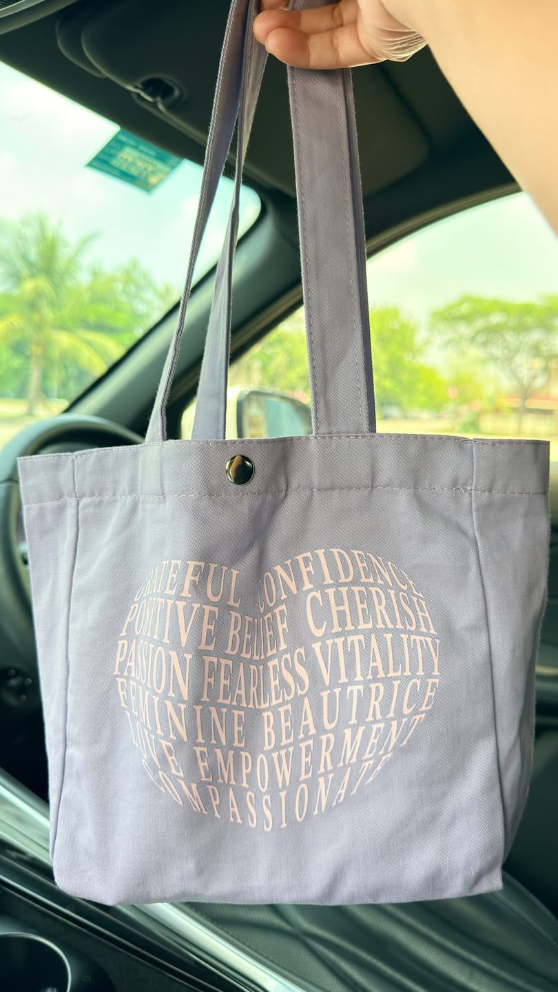 Customer photo review of NOT FOR SALE : Beautrice Amour Mini Tote Bag (Purple)-1200 points