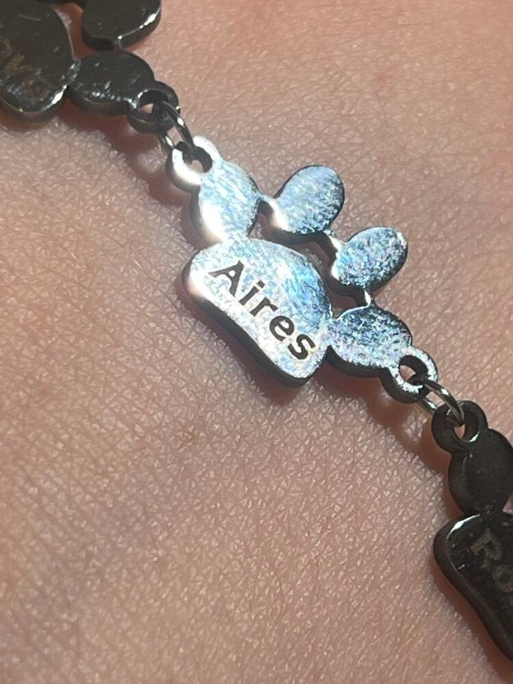Customer photo review of Eternél - Bracciale personalizzato nome su zampa