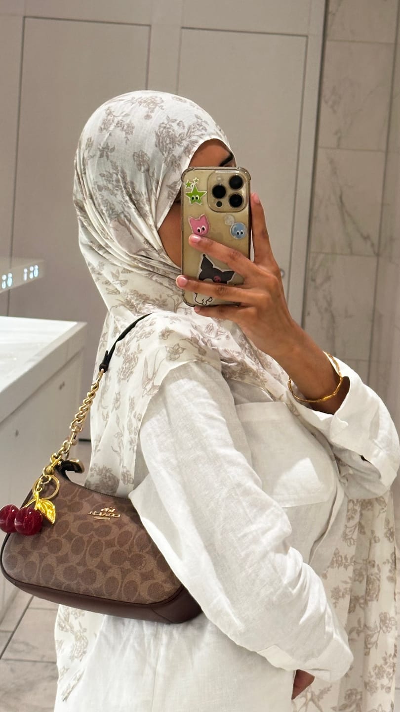 Customer photo review of The Praline Toile Modal Hijab