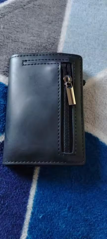 Customer photo review of Tarjetero RFID BLINDAX — Bloqueo antirrobo