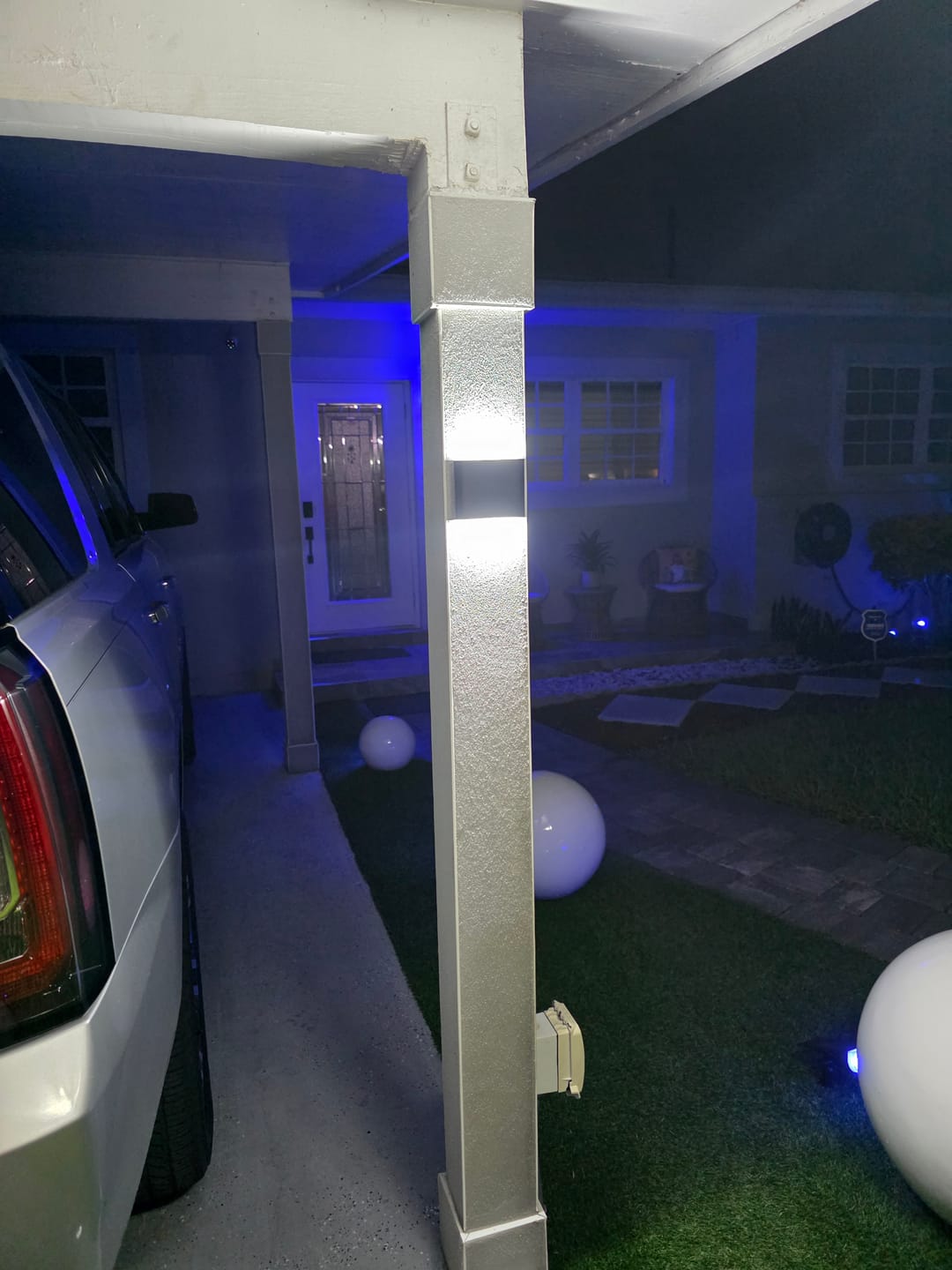 Customer photo review of IP65 Waterproof LED Outdoor Wall Light 6W 12W Up Down Aluminum 85-265V Multi-Color
