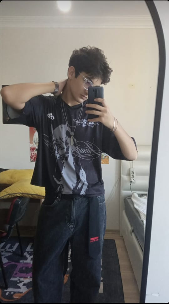 Customer photo review of JR Wild Boxy Kalıp Forma Tshirt