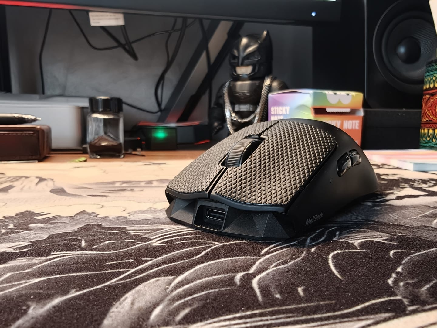 Customer photo review of Horus Lightweight 8k Polling Gaming Mouse