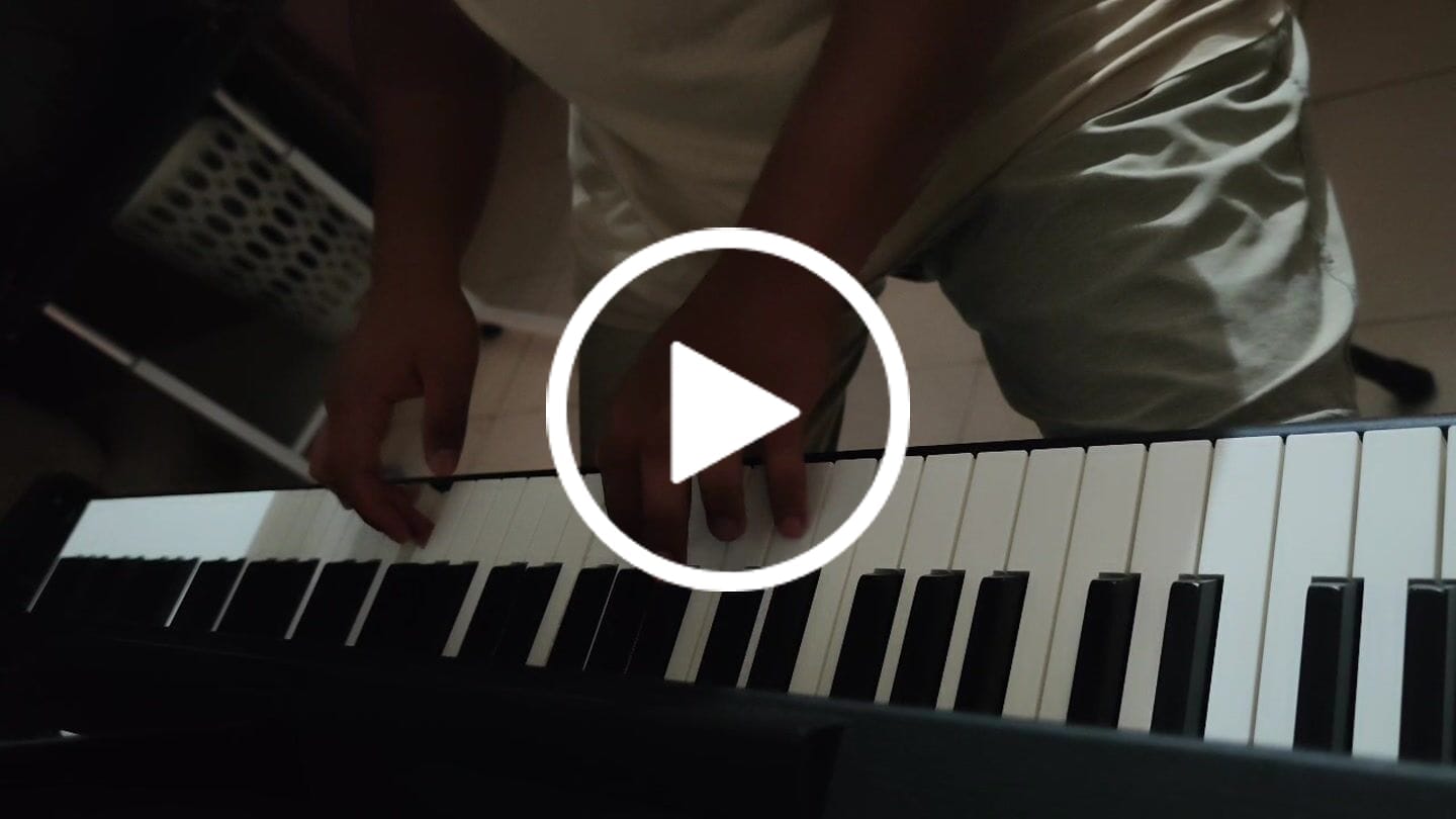 Customer video review of Donner DDP-400 Piano digital Profesional Teclado de Piano