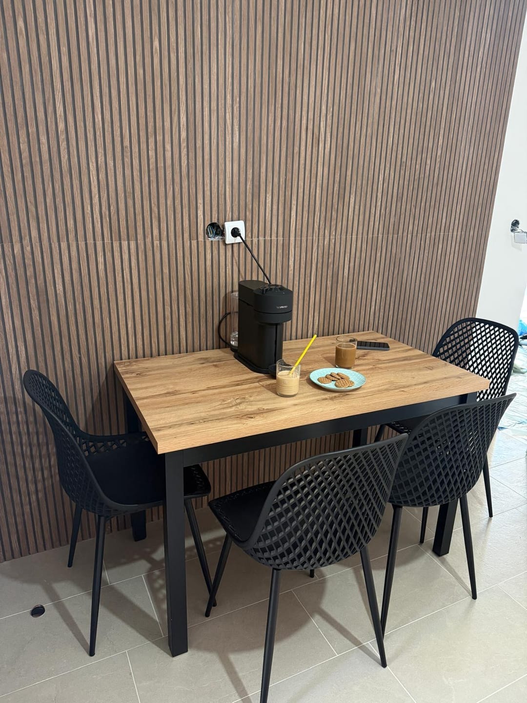 Customer photo review of Masa COBALT, stejar/negru, PAL furniruit, 120x68x77 cm