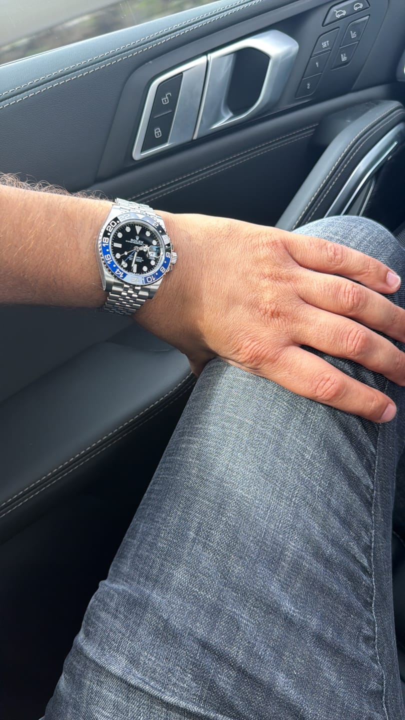 Customer photo review of Rolex GMT-Master II Batgirl - 126710BLNR - Full-Set