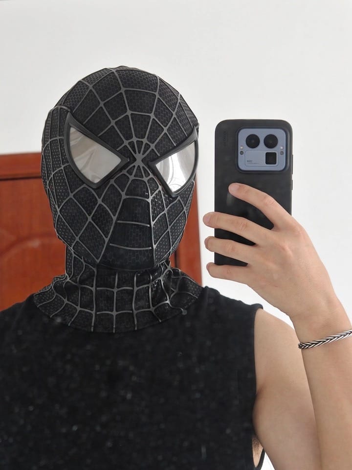 Customer photo review of Tailor made!  Sam Raimi Spiderman 3 Symbiote Suit (Replica Grade)(Screen Printed)