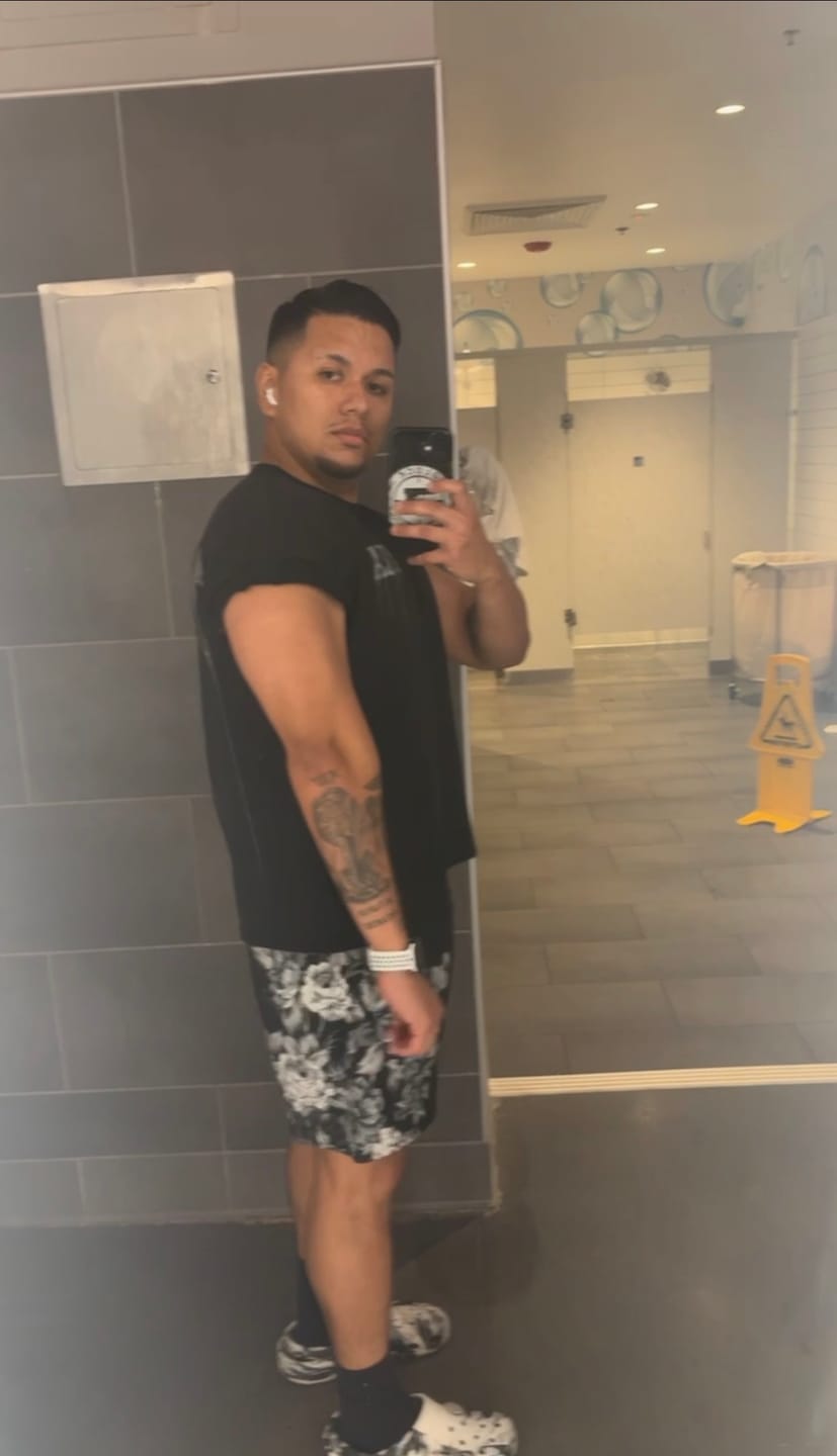 Customer photo review of W428 - Drip Oversized Tee