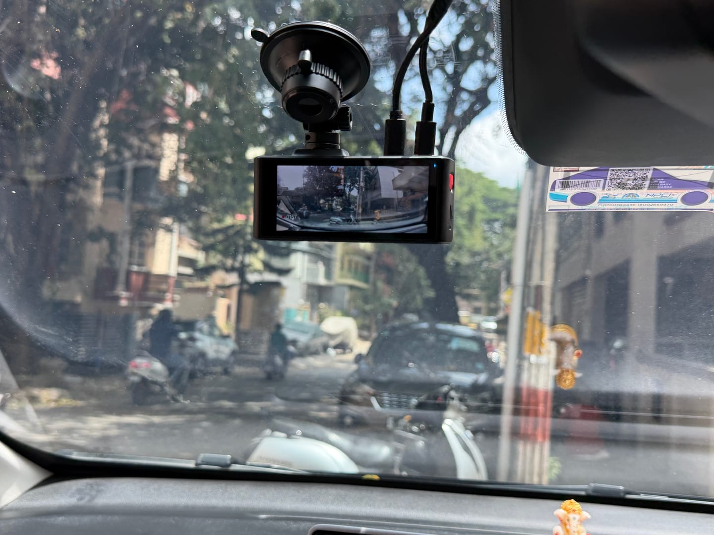 Customer photo review of Redtiger F7NA 4K Sony STARVIS 2 Front and Rear Dash Cam