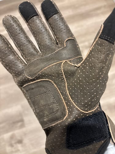 Customer photo review of Thumpa's | Short Cuff Summer Motorbike Gloves | Perforated Retro Brown Distressed Leather