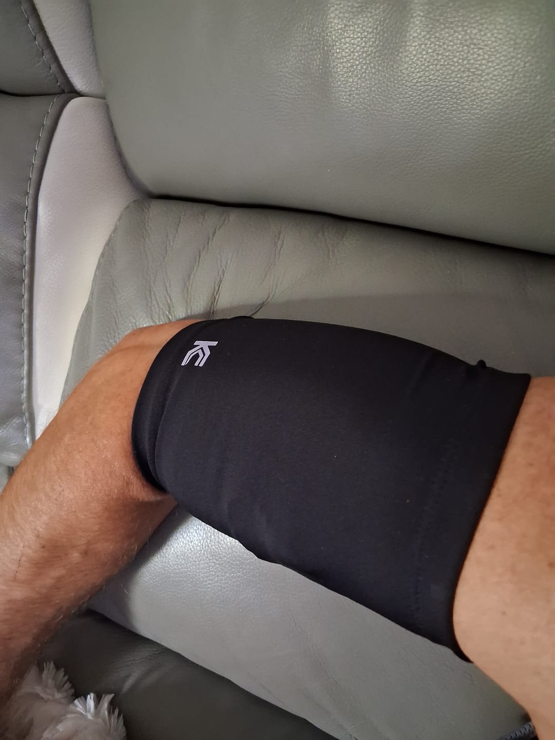 Customer photo review of PICC Line Arm Sleeve Solid Colors for Adults - Kaio-PICC Cover