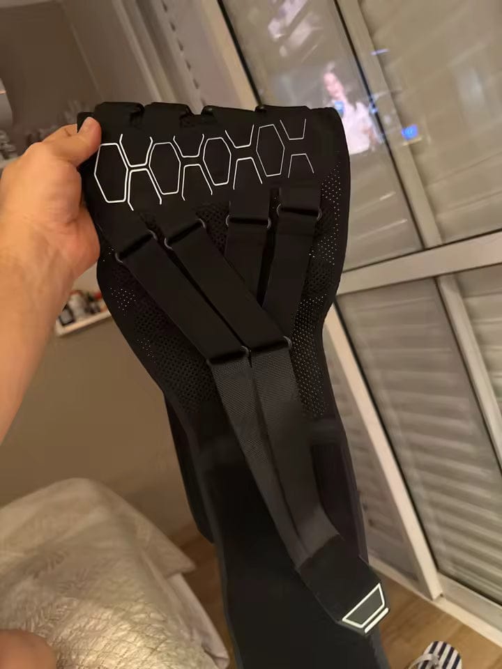 Customer photo review of LumbarPro™ - Soporte Lumbar para Motociclistas