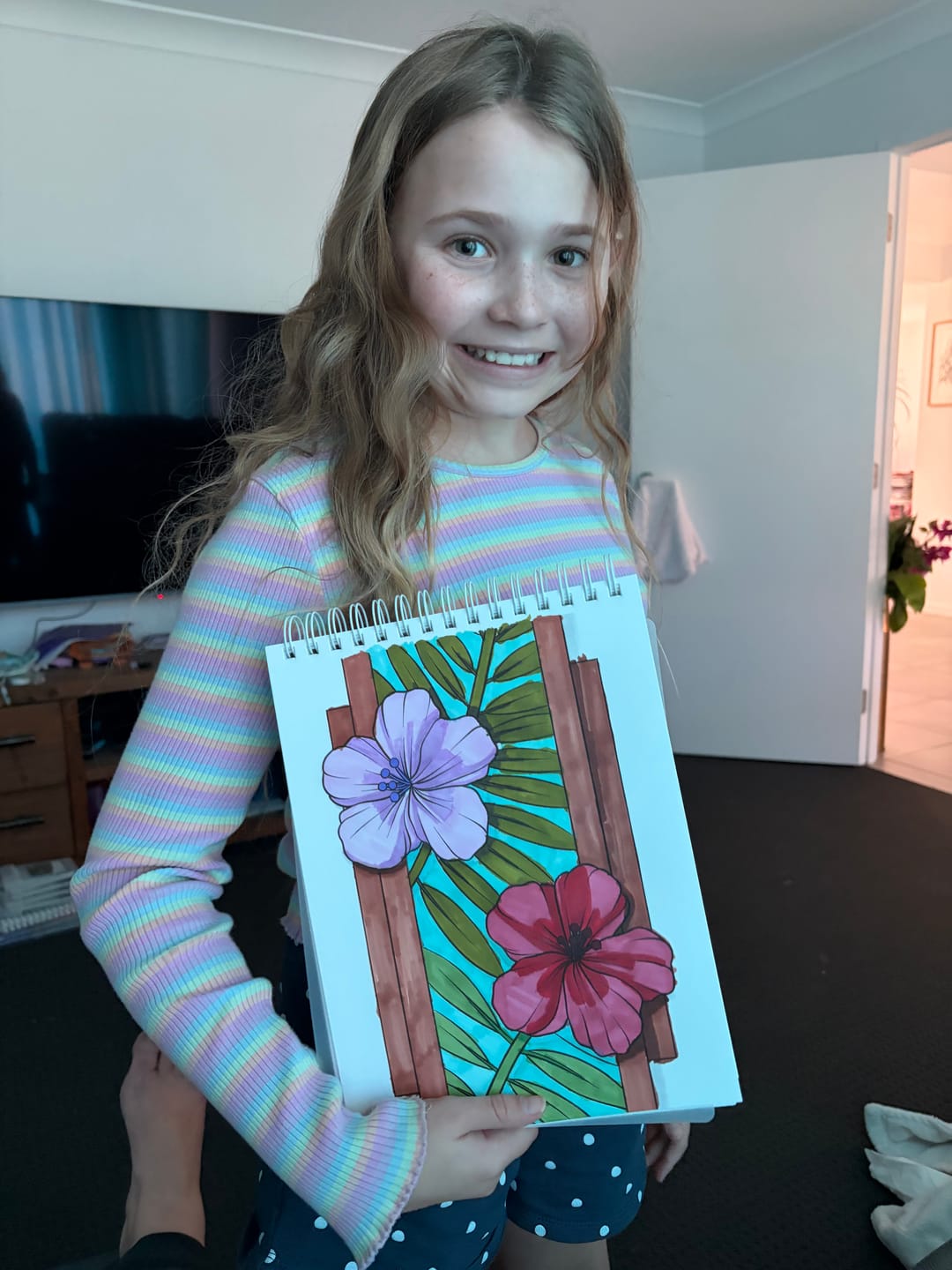 Customer photo review of Ohuhu x Jade Summer Alcohol Markers & Coloring Book Set, 47 Colors + 1 Colorless Blender, Honolulu B, Brush & Fine Dual Tips