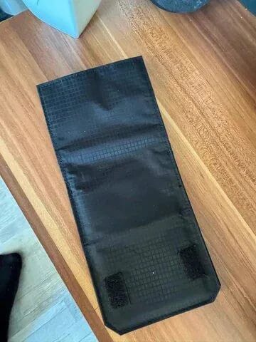 Customer photo review of Cartera Oculta Farsight™