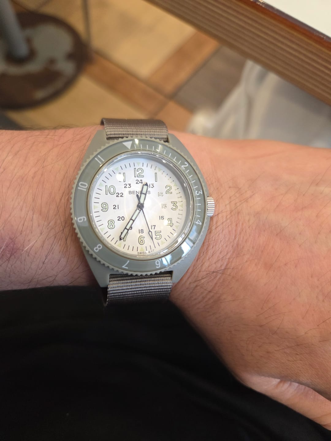 Customer photo review of ＜SALE＞BENRUS TYPE-III SAGE/WHITE ベンラス 腕時計 ミリタリーウォッチ