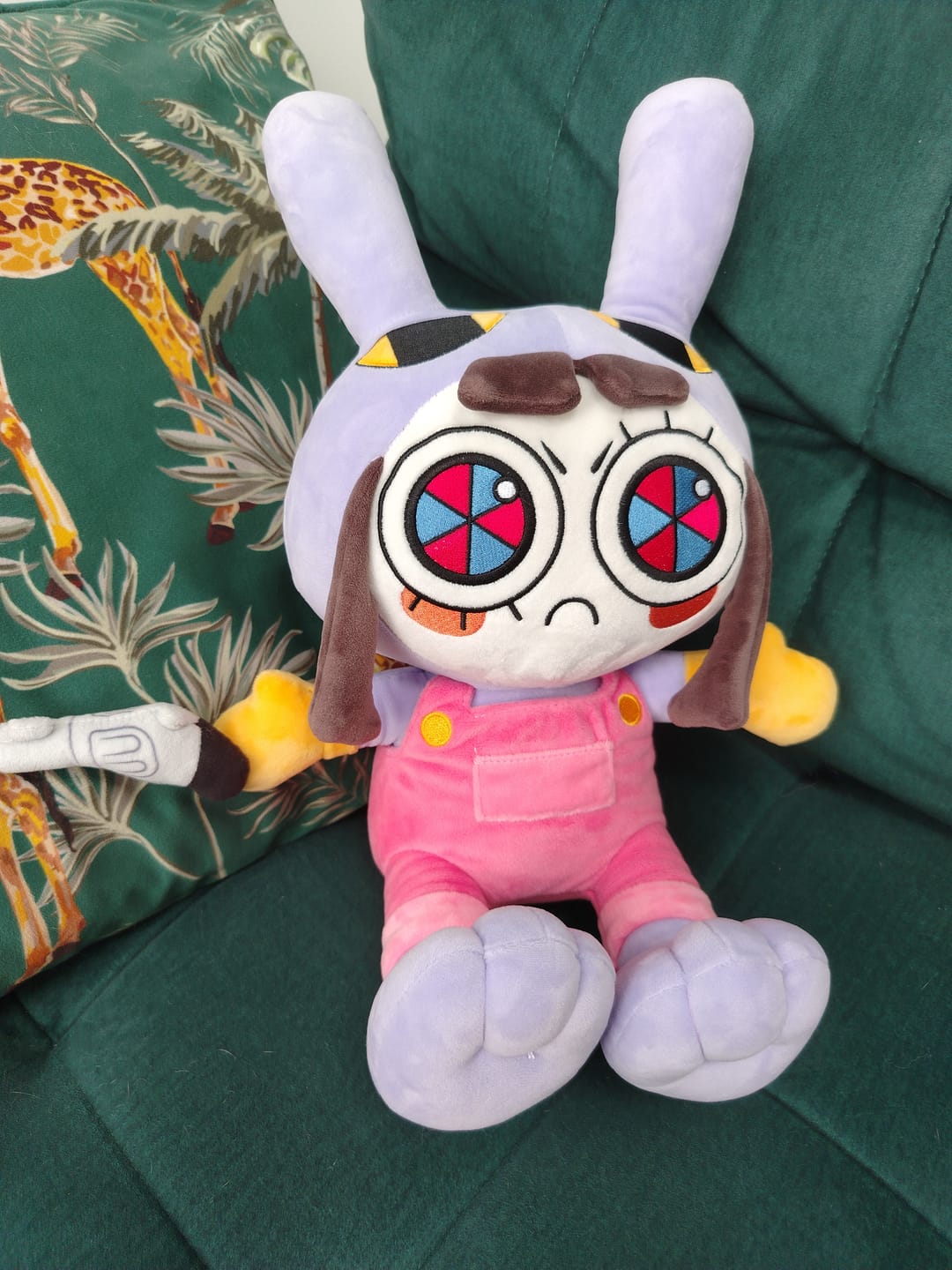 Customer photo review of Jax-Suit Pomni Plush