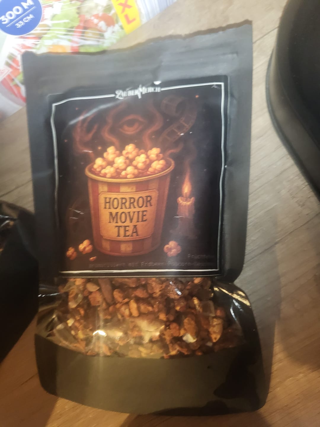 Customer photo review of Horror Movie Tea – Früchtetee mit Erdbeer-Popcorn-Geschmack | Halloween Tee