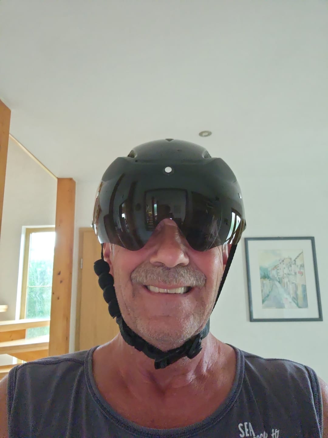 Customer photo review of Vakole Integrally Molded Bicycle Helmet with Magnetic Goggles