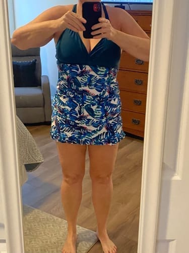 Customer photo review of Emoswim - Deep V Cross Back Ruched One Piece Swimdress