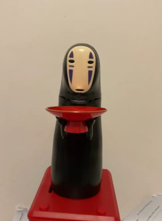 Customer photo review of Wander Spirit™ – Alcancía Sin Rostro