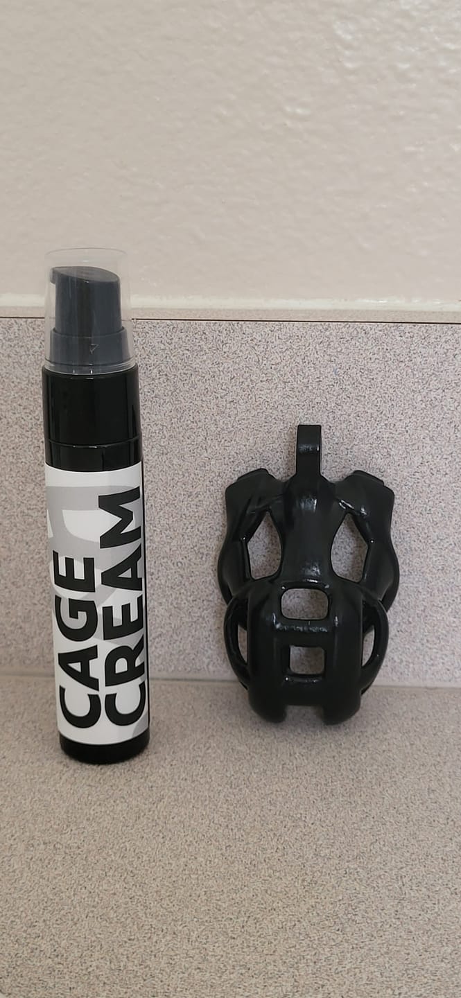 Customer photo review of Cage Cream® | LeatherDaddy® x KINK3D