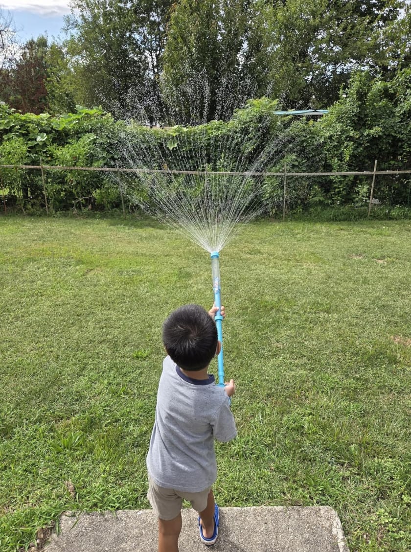 Customer photo review of SplashWands™ – 4 Pack Pump Action Water Sprayers