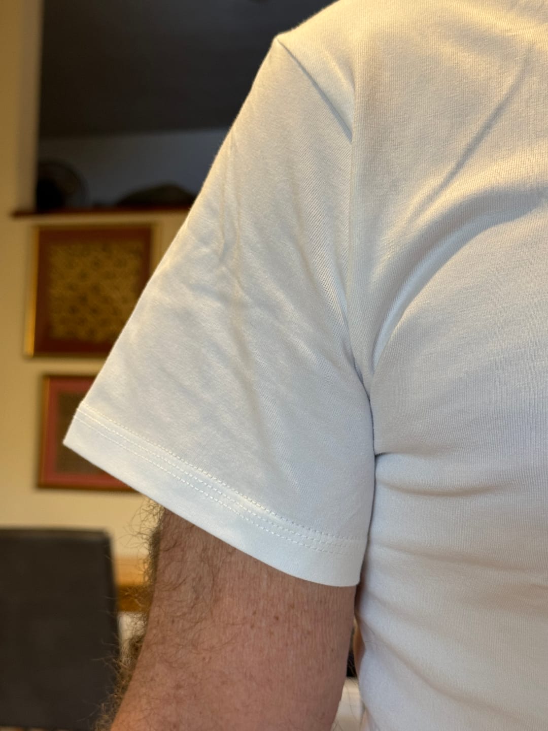 Customer photo review of BUDS V-FIT™ — חולצת גברים (Offer C)