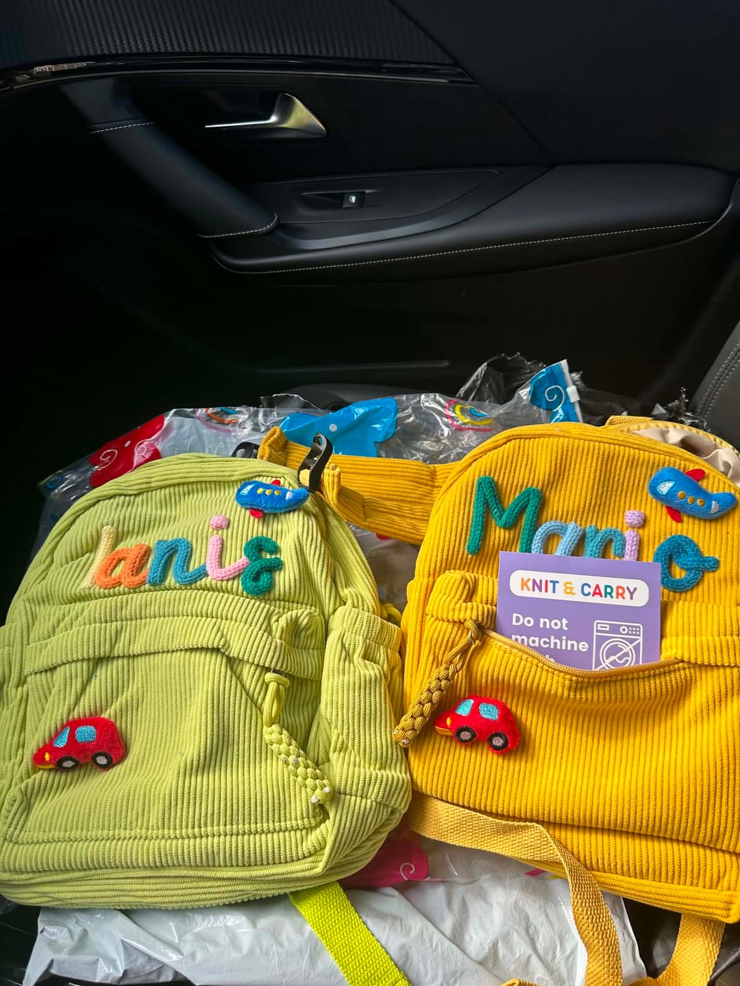 Customer photo review of K&C - Personalized Knitted Backpack
