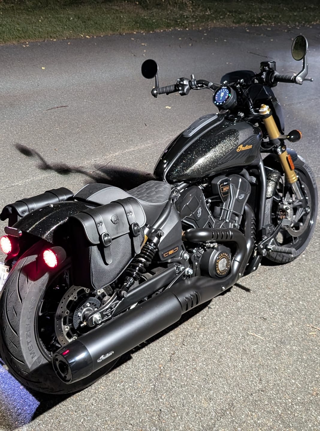 Customer photo review of 8L - Pony 2025+ Indian 101 Scout Leather Motorcycle Saddlebags