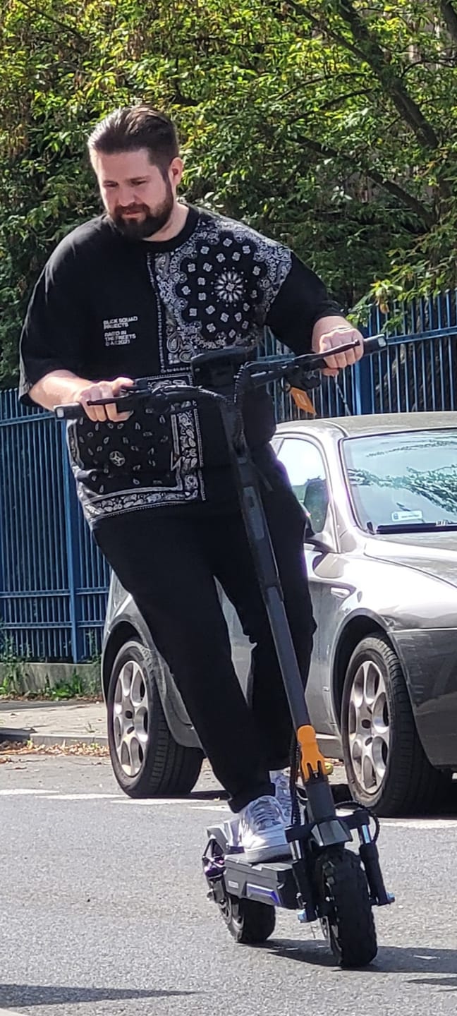 Customer photo review of Ausom K20 Pro Dual Motor (Laluz 2 Pro Dual) Hulajnoga elektryczna