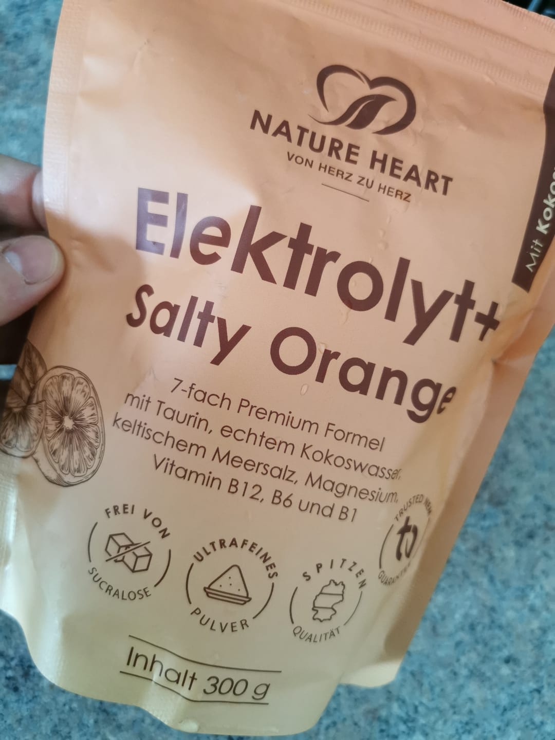 Customer photo review of Elektrolyt+ Salty Orange