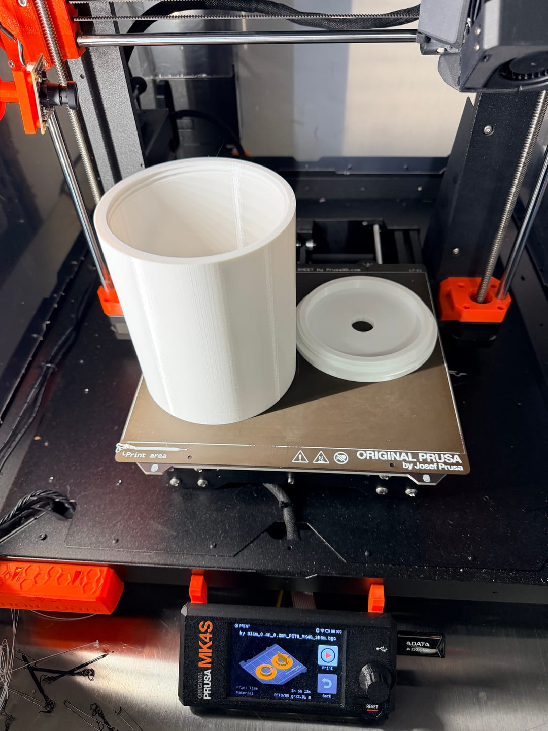 Customer photo review of Solid White PETG Filament 1.75mm 1kg