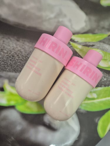 Customer photo review of Shower Gel Glazed Strawberry Butter Cream