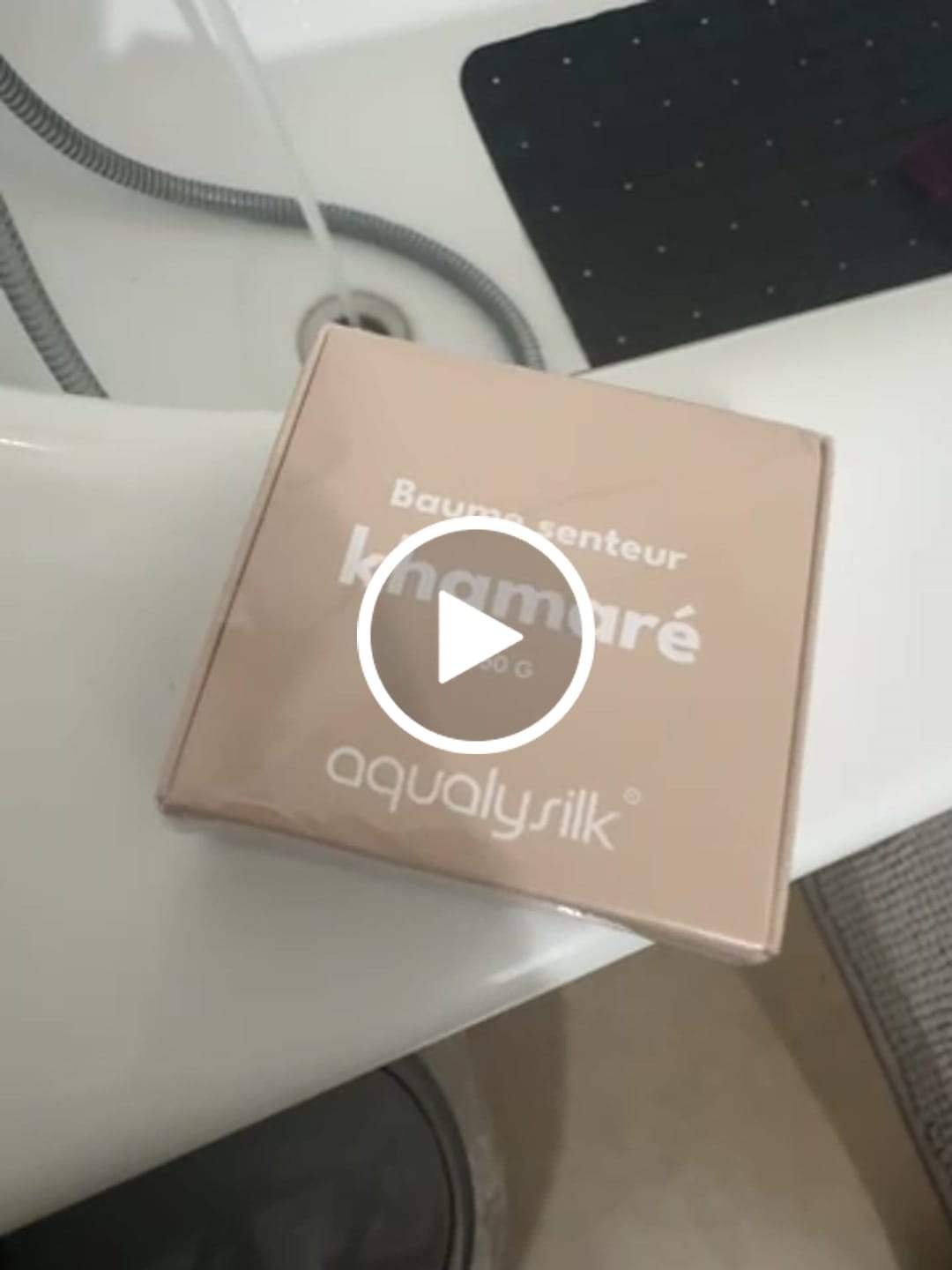 Customer video review of BAUME VITAMINE C SHOWERSILK