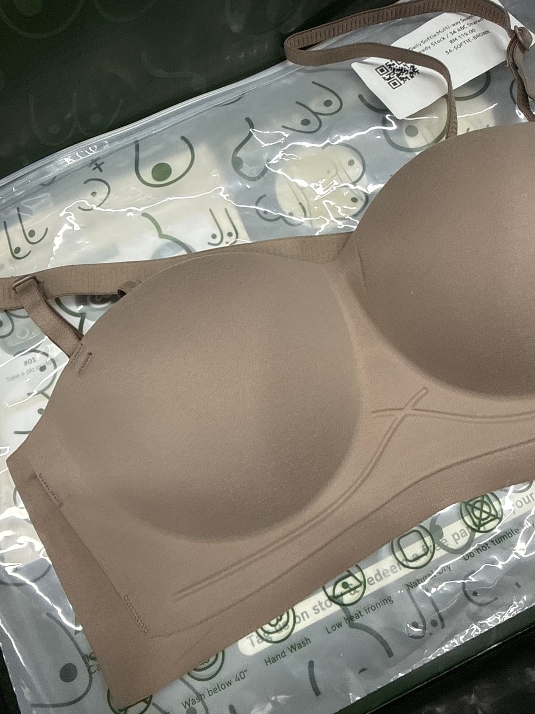 Customer photo review of Daily Softie Multi-way Seamless Bra In Hipster Brown