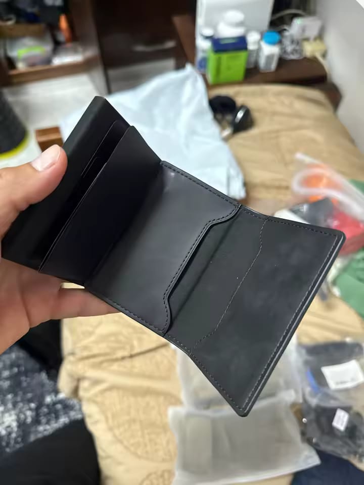 Customer photo review of Tarjetero RFID BLINDAX — Bloqueo antirrobo