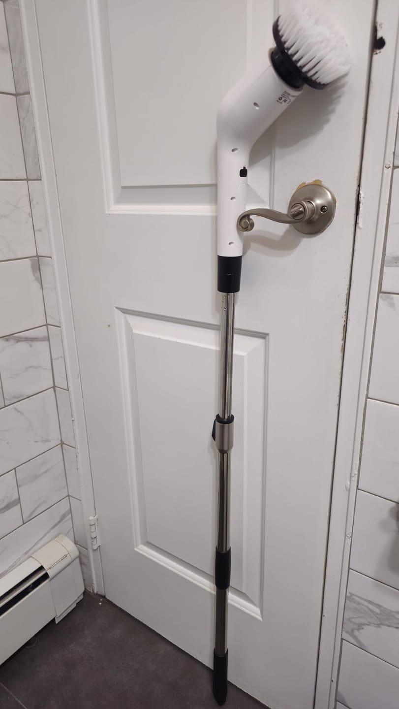 Customer photo review of ScrubMate - Extendable Electric Spin Scrubber