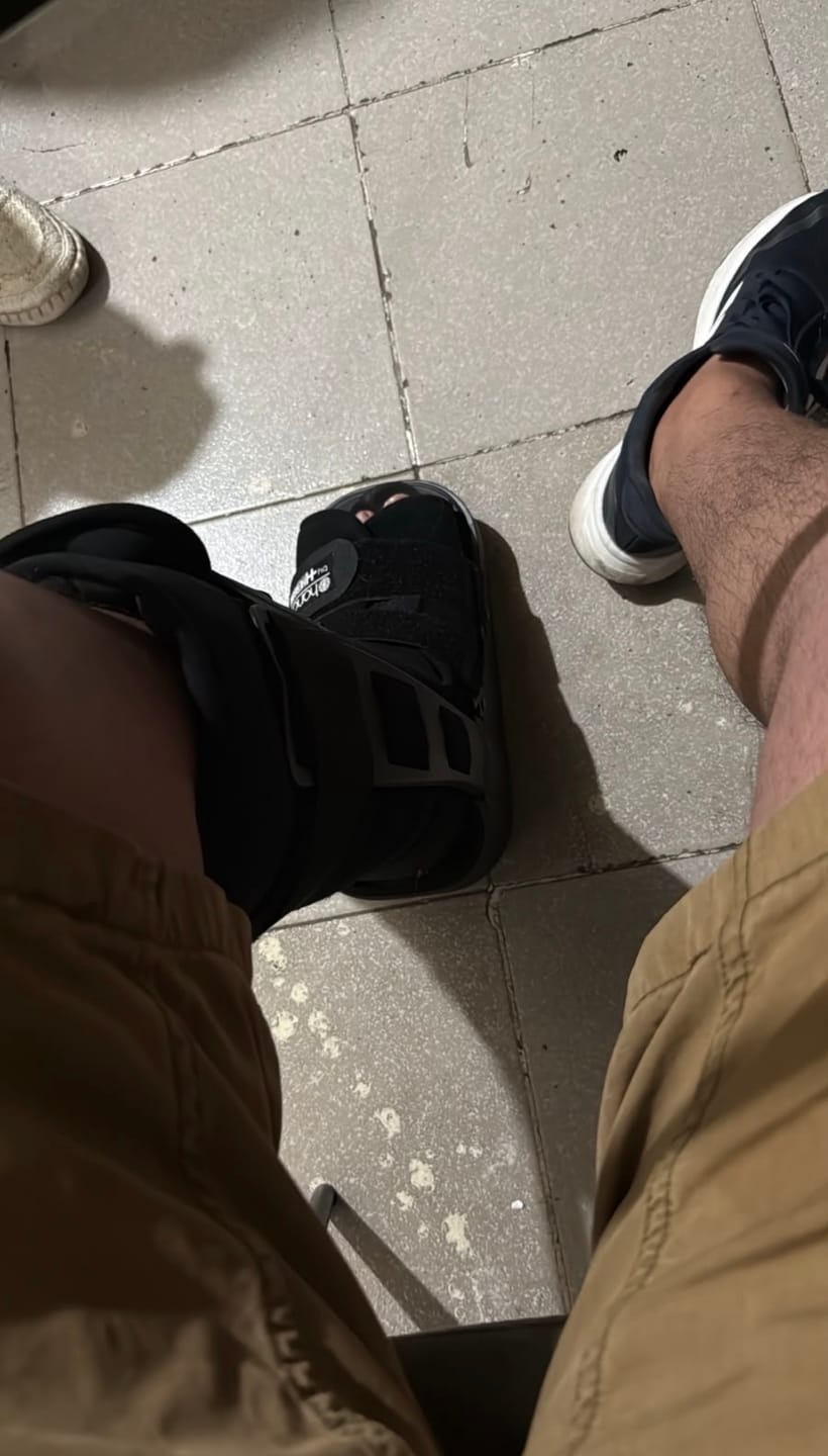 Customer photo review of Bota Walker Ortopédica Larga Neumática | Ajuste con Aire y Velcro | Marca Handy