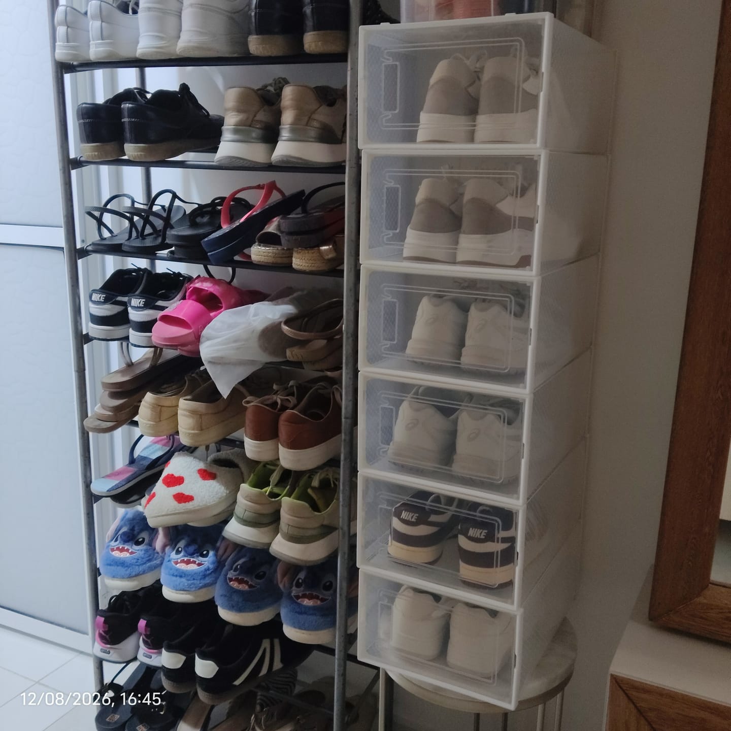 Customer photo review of Set de Cajas Apilable para Zapatos