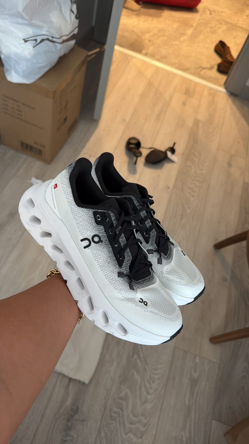 Customer photo review of On Cloud Women Cloudtilt  - Black | Ivory - Hemen Teslimde