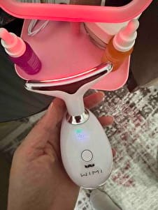 Customer photo review of Veloura Porelift - Yüz ve Boyun Sıkılaştırma Cihazı